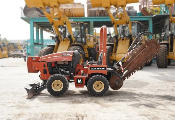 Used Ditch Witch RT36 Wheel Trencher 2006 left side view image