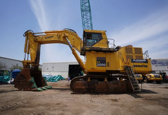 2019 Komatsu PC2000-8 Large Mining Quarry Track Excavator right-side