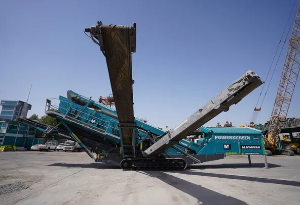 2018 Like-New Powerscreen Chieftain 2100X Screener by Terex Corp Large quarrying 40 ton screener crusher