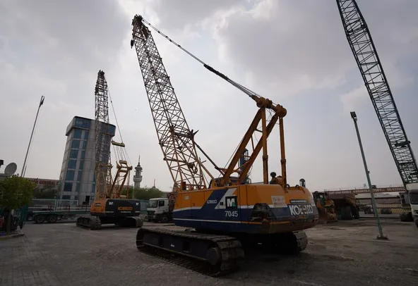 1995 Kobelco 7045 Crawler Crane CRC-0194 - rear left - Al Marwan Machinery