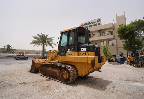 Caterpillar 963C Track Loader 2003 - Al Marwan Heavy Machinery