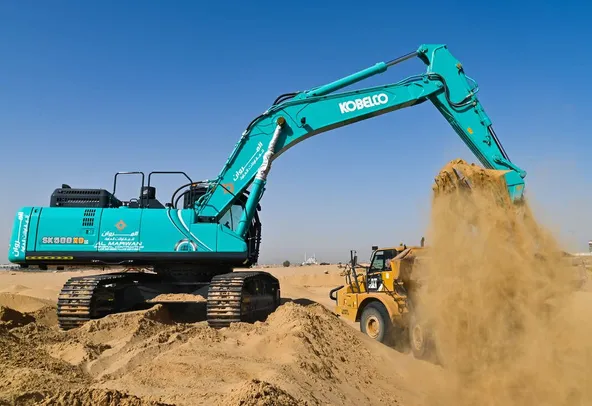 Rent Large 50 Ton Standard Excavators | Al Marwan