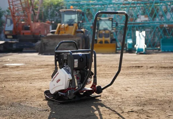 Dynapac DFP12D Vibratory Plate Compactor | Al Marwan