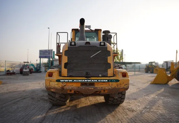 Used Volvo L220G Large Wheel Loader 2012 | Al Marwan