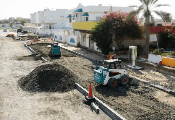 Rent Skid Steer Loader, Bobcat l Al Marwan