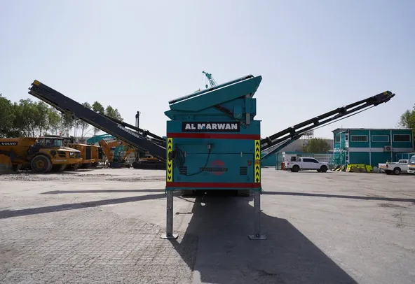 2018 Like-New Powerscreen Chieftain 2100X Screener by Terex Corp Large quarrying 40 ton screener crusher