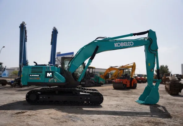 New Kobelco SK220 Crawler Excavator | Al Marwan
