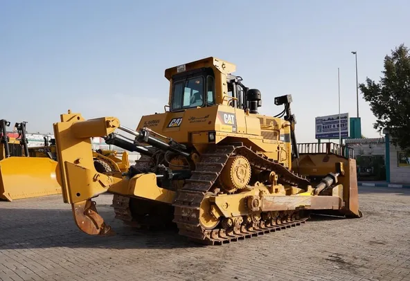 Like-New Cat D9R Large Bulldozer 2021 - TT-0134 | Al Marwan