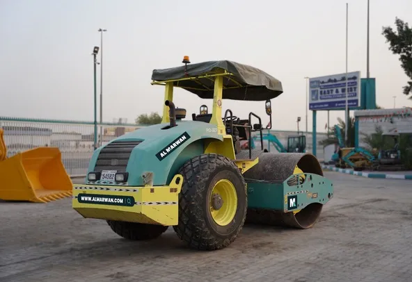 Ammann ASC100 Single-Drum Roller 2017 | Al Marwan
