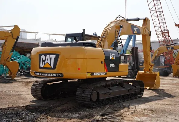 Cat 323D3 Track Excavator 2020-Rear-Left-Al Marwan