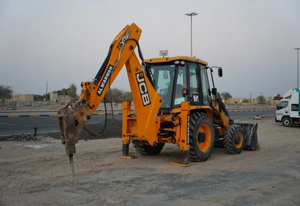 2021 JCB 3DX Plus Backhoe Loader 7 ton Medium Shovel Digger with Jackhammer JCB hydraulic rock breaker demolition