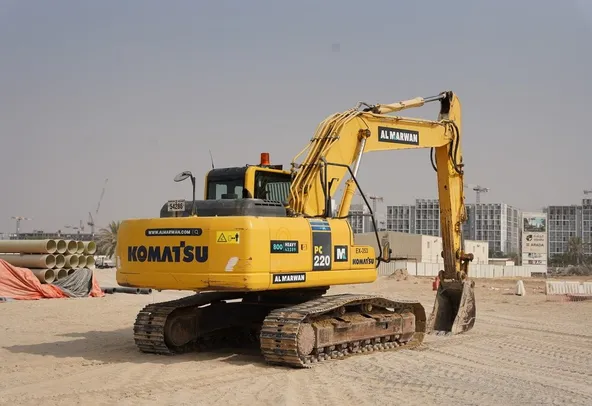 2015 Used Komatsu PC220-8M0 Track Excavator Crawler Digger
