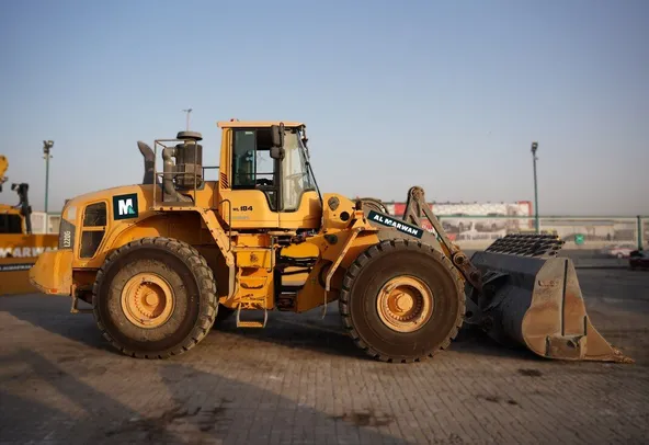 Used Volvo L220G Large Wheel Loader 2012 | Al Marwan
