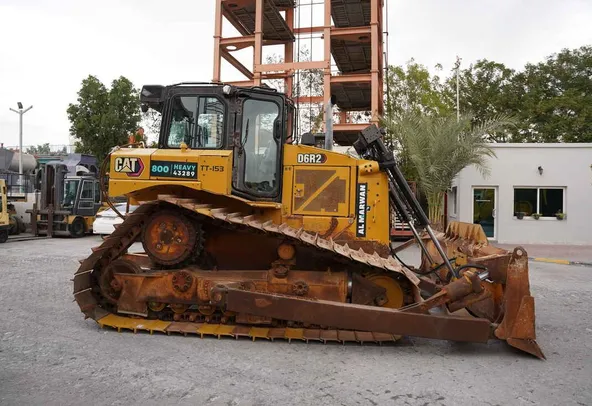 Cat D6R2 LGP Bulldozer: Reliable Construction Equipment