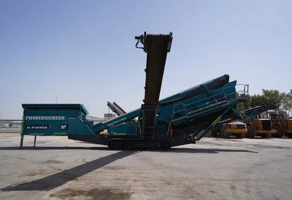 2018 Like-New Powerscreen Chieftain 2100X Screener by Terex Corp Large quarrying 40 ton screener crusher