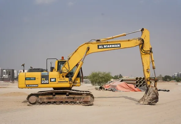 2015 Used Komatsu PC220-8M0 Track Excavator Crawler Digger