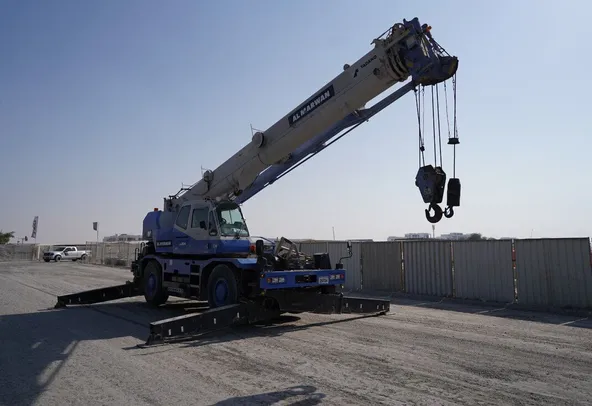 Used 2012 Tadano GR250N-2 Mobile Crane 42 ton Rough Terrain All Terrain Crane Heavy Lifting Solution