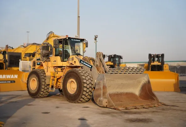 Used Volvo L220G Large Wheel Loader 2012 | Al Marwan