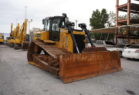 Cat D6R2 LGP Bulldozer: Reliable Construction Equipment