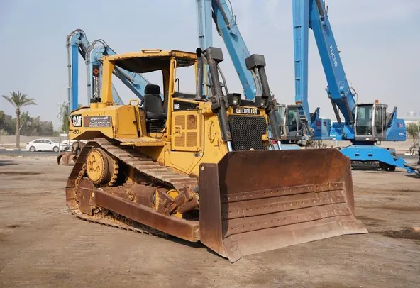 Used Caterpillar D6R Crawler Dozer 2011 | Al Marwan