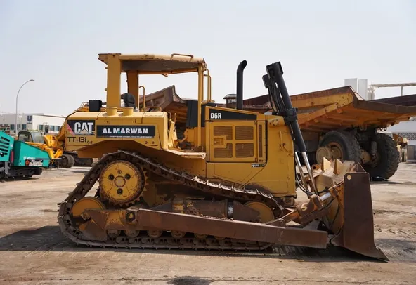 2011 Cat D6R Bulldozer right side view| Al Marwan Machinery