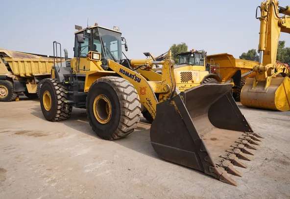 2019 Like-New Komatsu WA470-5 Medium Wheel Loader Shovel