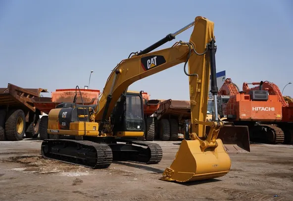 2020 CAT 323D3 Track Excavator Front-Right View - Al Marwan Machinery