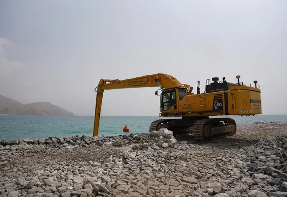 85-Ton Long-Boom Excavators rentals application