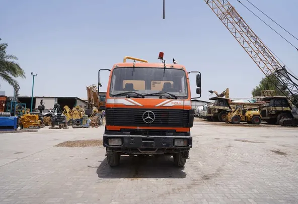 2001 Used Mercedes-Benz Actros 3235K 4x8 Water Tanker Truck 5000 Gallon Tank Off-Road Hauler