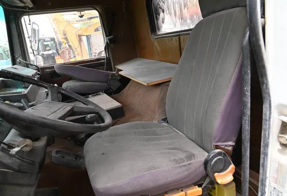 1985 Used Volvo F10 Intercooler 4x2 Prime Mover Truck Trailer Truck Tractor Head Hauler