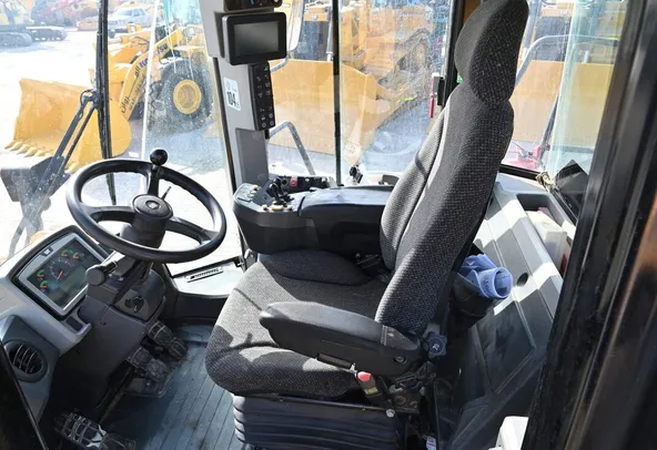 Used Cat 950L Medium Wheel Loader 2017 | Al Marwan