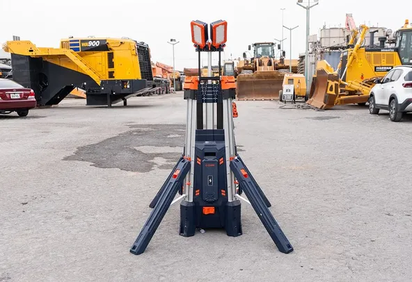 ARL Portable Light Tower TL-500 Mounted View