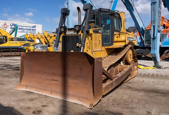 Bulldozers for rent, 22 ton