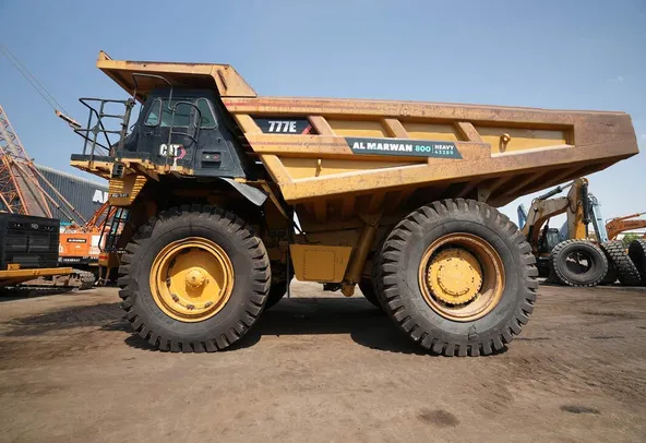 Cat 777E off-highway truck left side image