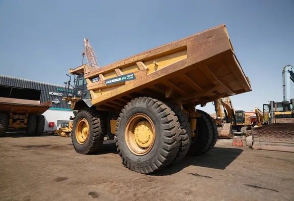 Cat 777E off-highway truck rear left image