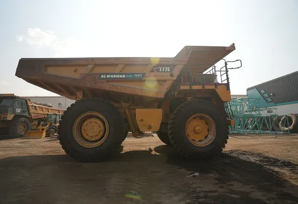 Cat 777E off-highway truck right side view