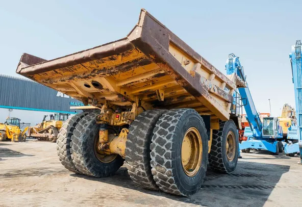 Caterpillar Rigid Dump Truck 777D Right Rear Image