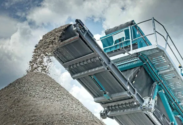 Powerscreen Chieftain 2200 2 Screener - New