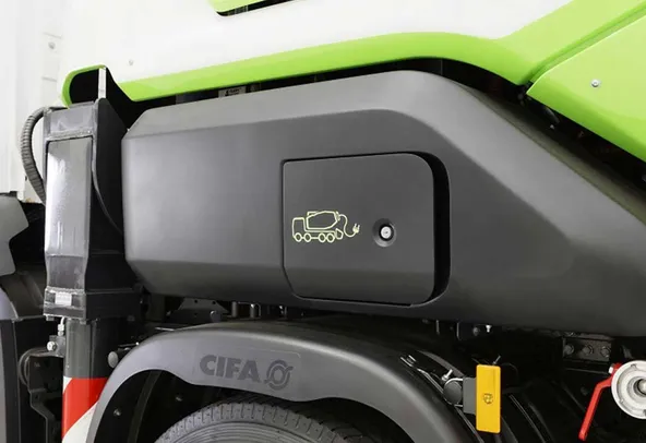 Cifa electric mixer pump charger plug