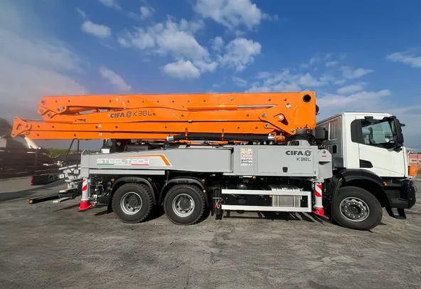 Cifa K38L Concrete Pump Truck Right side view