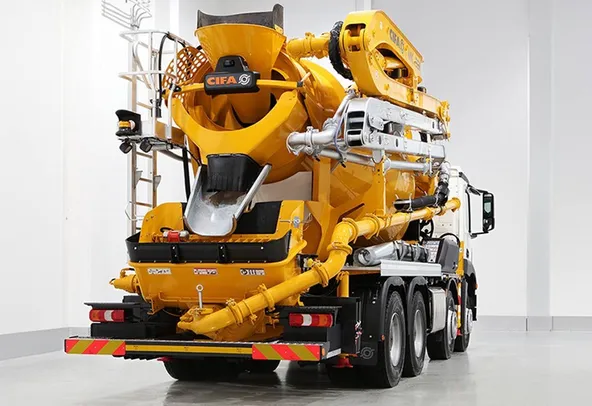 Cifa MK25H truck mixer pump rear image