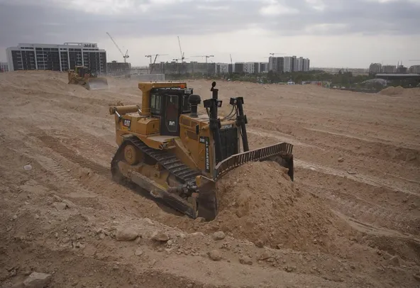 Rent Large 50-Ton Bulldozers | Al Marwan