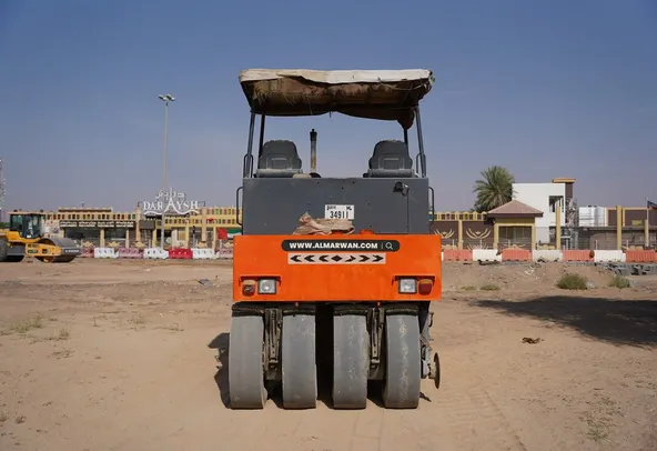 Buy this 2012 Hamm GRW18 Pneumatic Tire Roller|Al Marwan