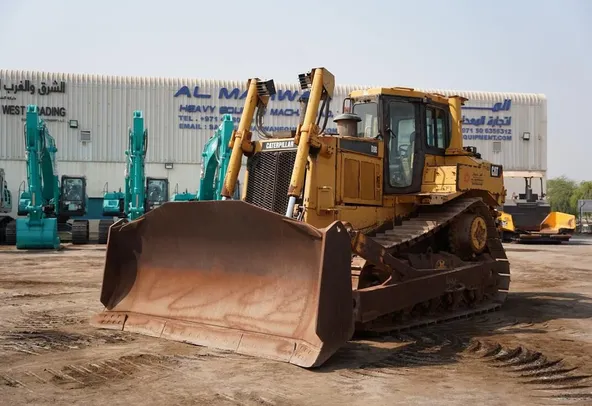 Used Caterpillar D8R Dozer 2007 | Al Marwan