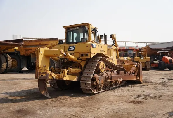 Used Caterpillar D8R Dozer 2007 | Al Marwan