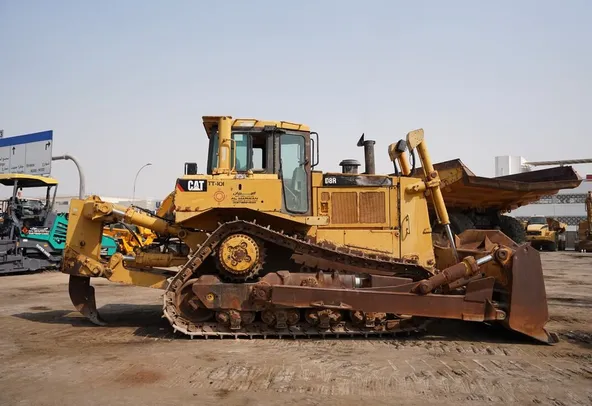 Used Caterpillar D8R Dozer 2007 | Al Marwan