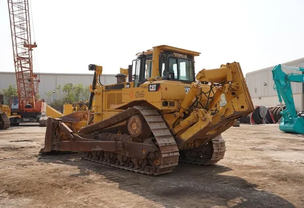 Used Cat D8R Crawler Dozer 2009 | Al Marwan