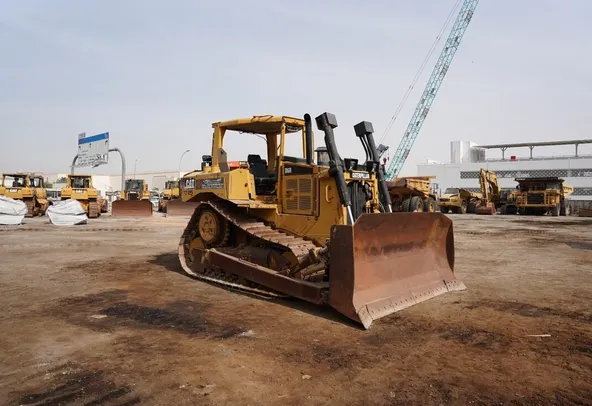 Used Caterpillar D6R Bulldozer 2011 | Al Marwan