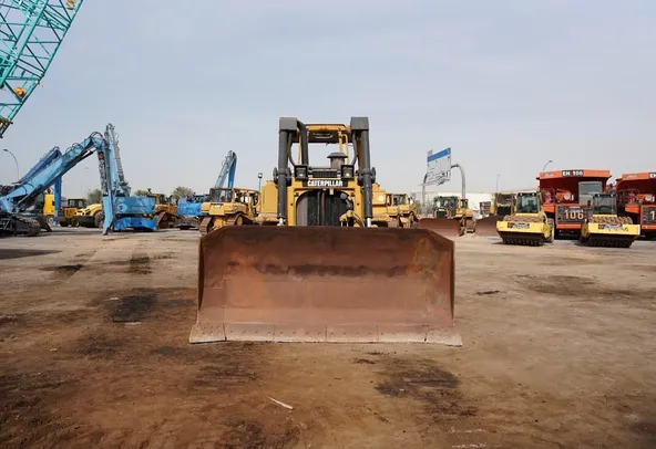 Used Caterpillar D6R Bulldozer 2011 | Al Marwan