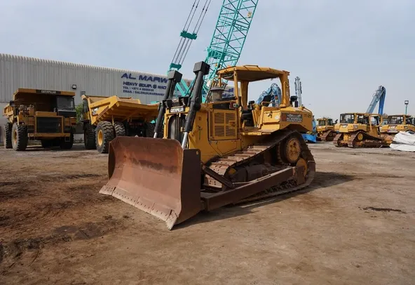 Used Caterpillar D6R Bulldozer 2011 | Al Marwan